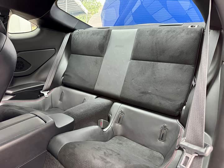 Фото 8 - Subaru BRZ