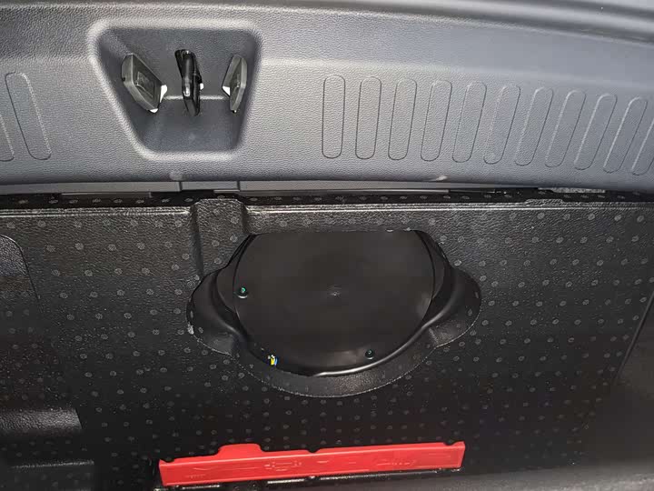 Фото 14 - BAIC Arcfox Alpha T5