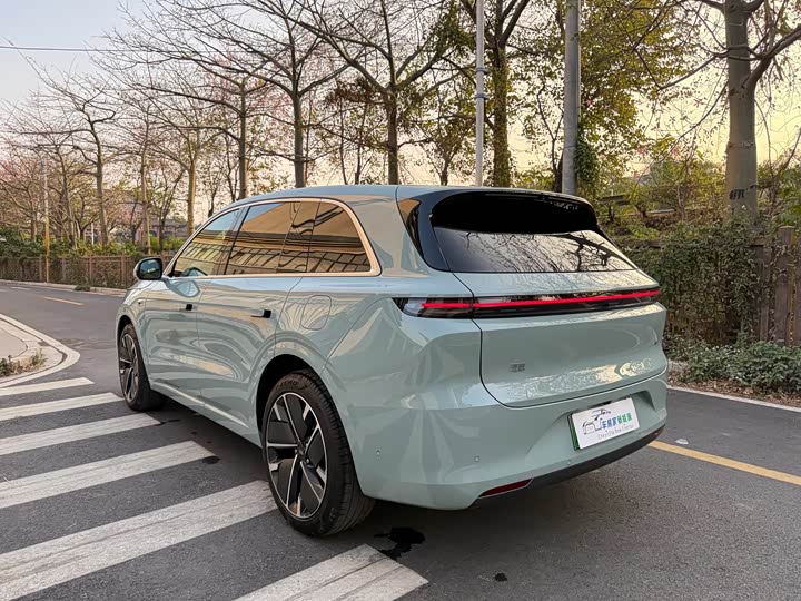 Фото 6 - LiXiang L6