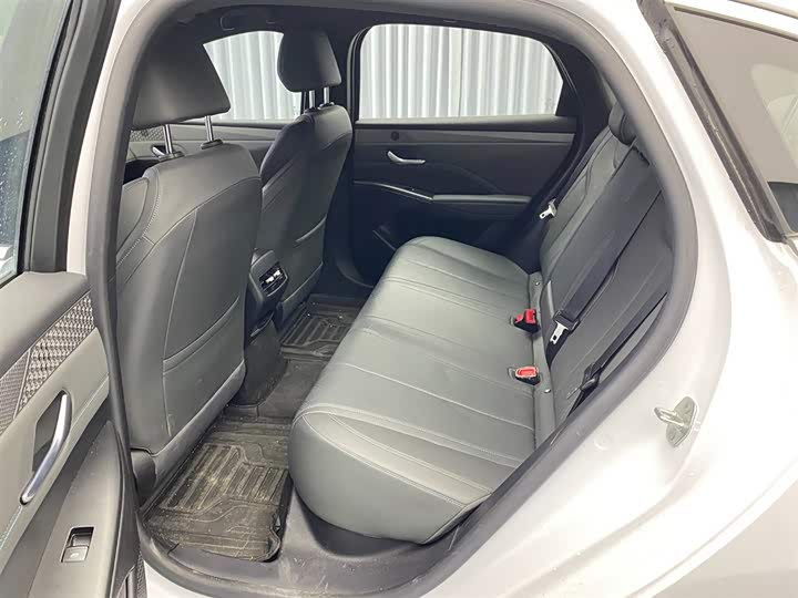 Фото 9 - BYD Qin Plus