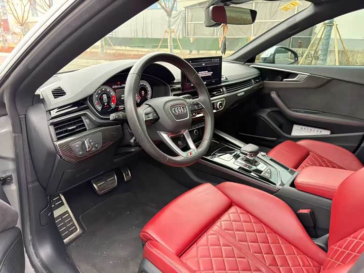 Фото 9 - Audi S5