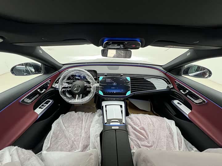 Photo 6 - Mercedes-Benz E-Class