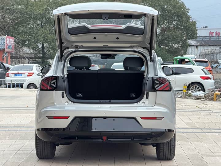 Фото 7 - BAIC Arcfox T1