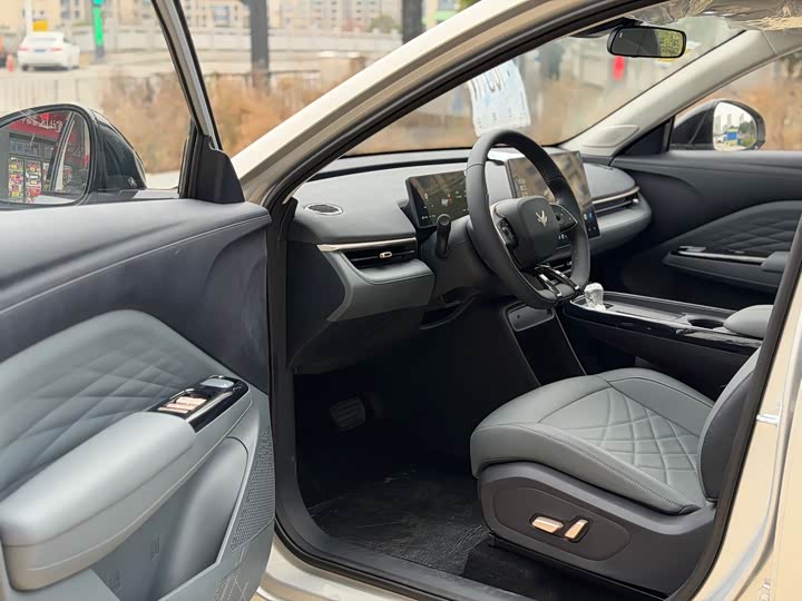 Фото 8 - BAIC Arcfox T1