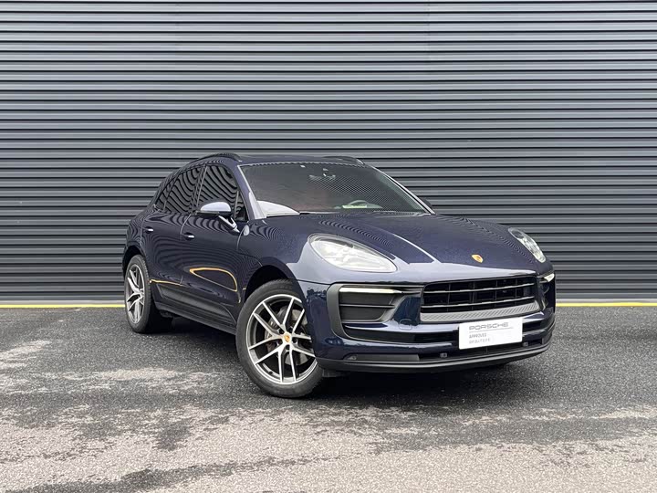 Фото 1 - Porsche Macan