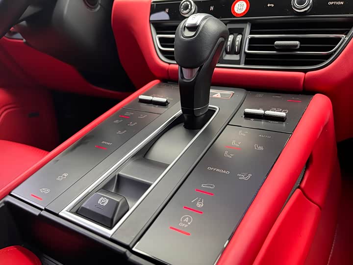 Фото 9 - Porsche Macan