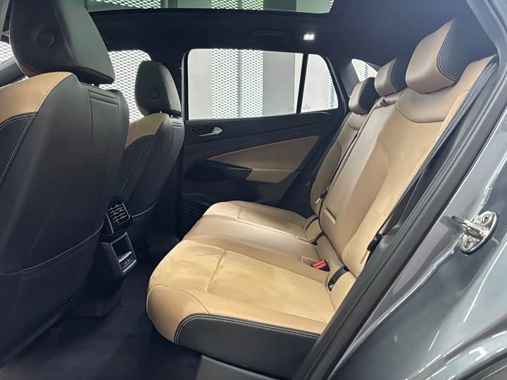 Photo 7 - Volkswagen ID.4 X