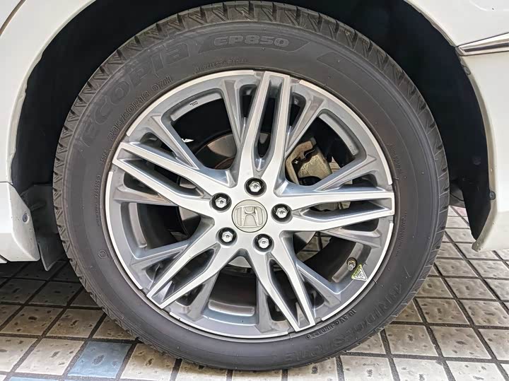 Фото 5 - Honda Elysion