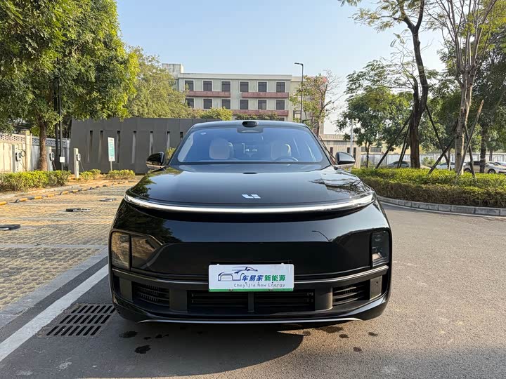 Фото 2 - LiXiang L8