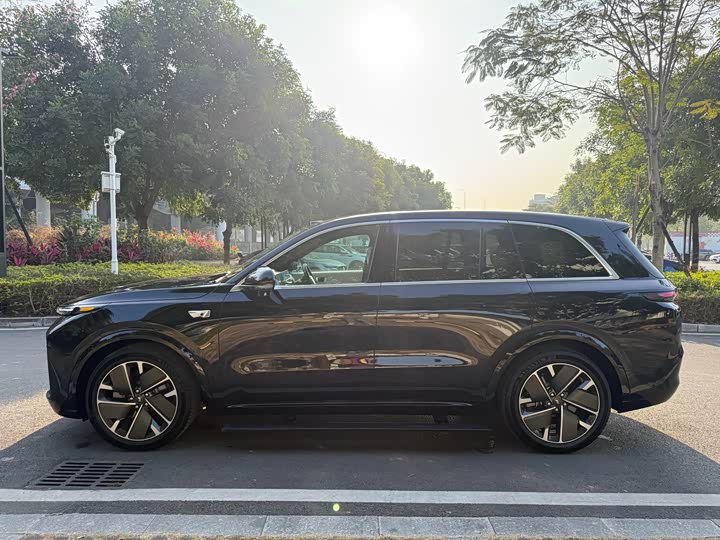 Фото 5 - LiXiang L8