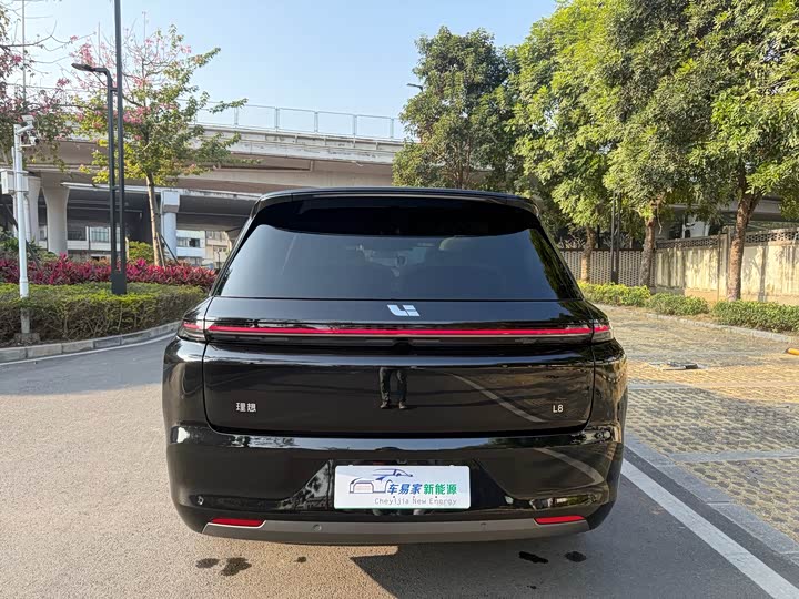 Фото 7 - LiXiang L8