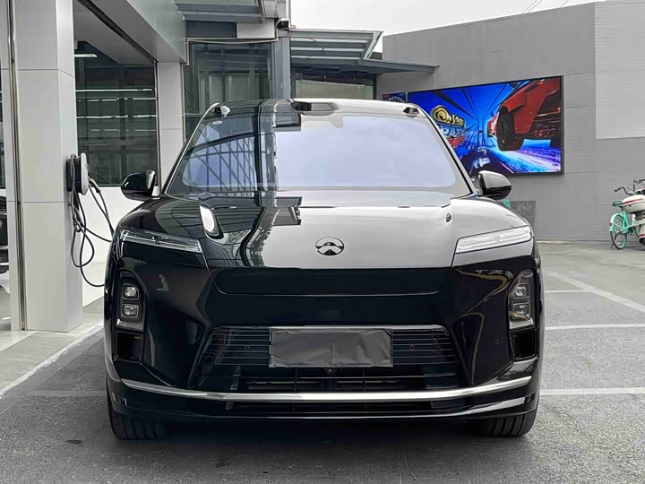 Фото 3 - Nio ES8