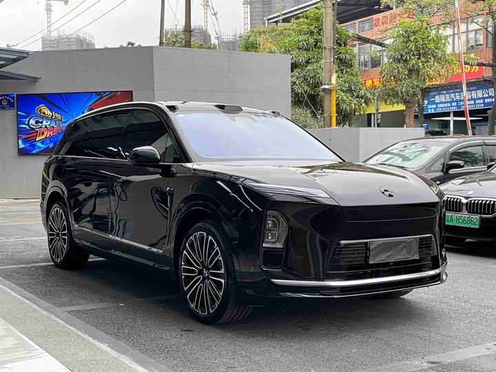 Фото 4 - Nio ES8