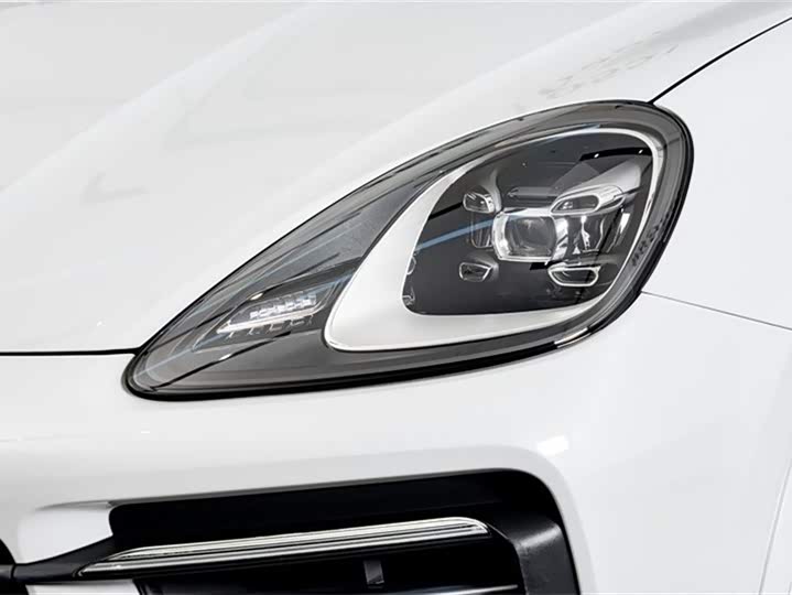 Фото 5 - Porsche Cayenne