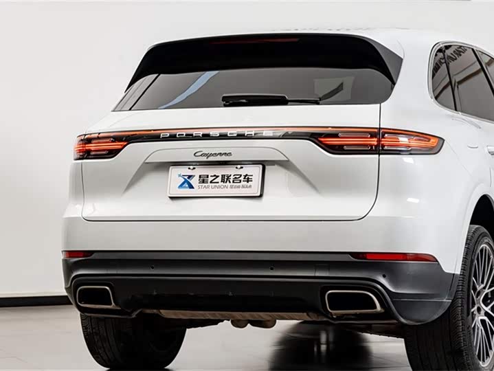 Фото 9 - Porsche Cayenne