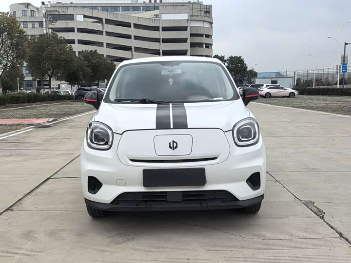 Фото 2 - Leapmotor T03