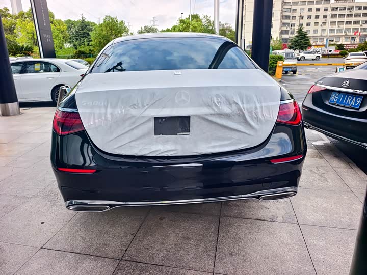 Фото 11 - Mercedes-Benz S-Class