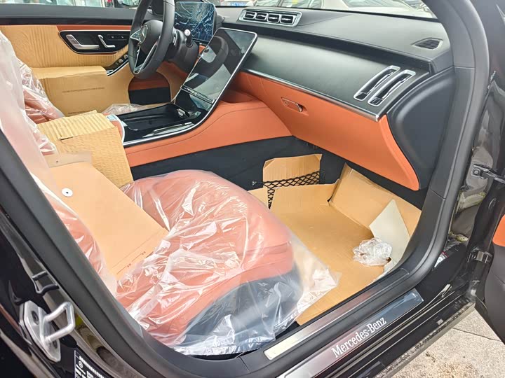 Фото 6 - Mercedes-Benz S-Class