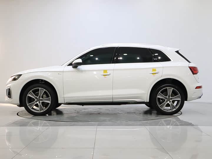Audi Q5L 2021 2021款 45 TFSI 豪华动感型