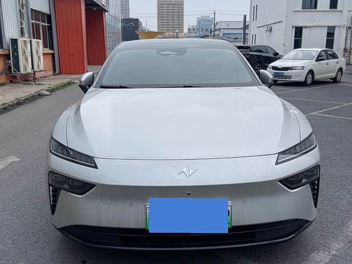 Фото 2 - Dongfeng Yipai eπ 007