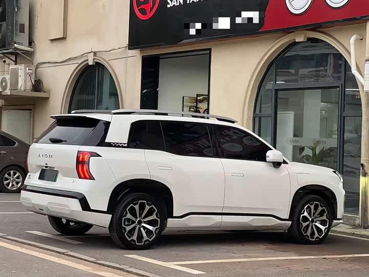 Фото 7 - GAC Aion V