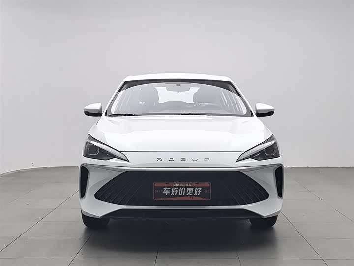 Фото 3 - Roewe i5