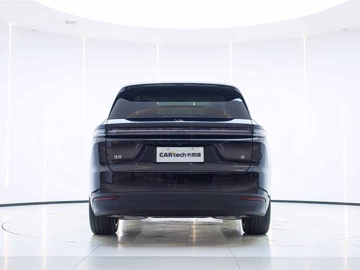 Фото 9 - LiXiang i8