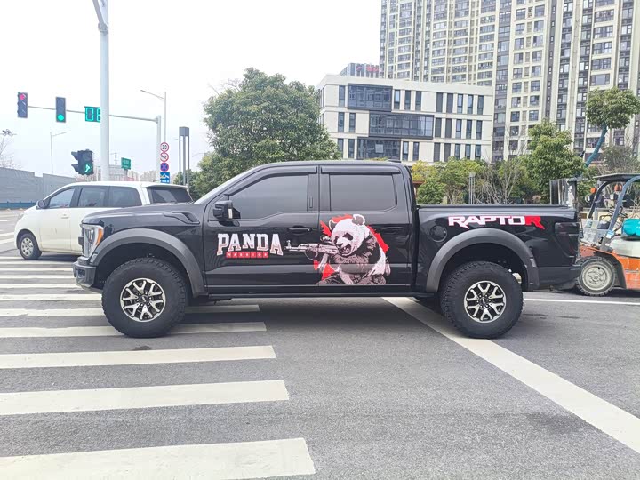 Фото 4 - Ford F-150 Raptor