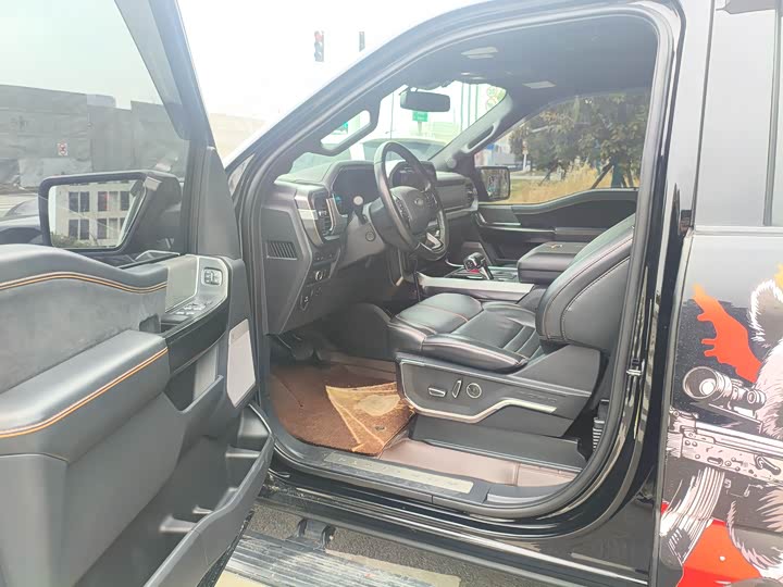 Фото 7 - Ford F-150 Raptor