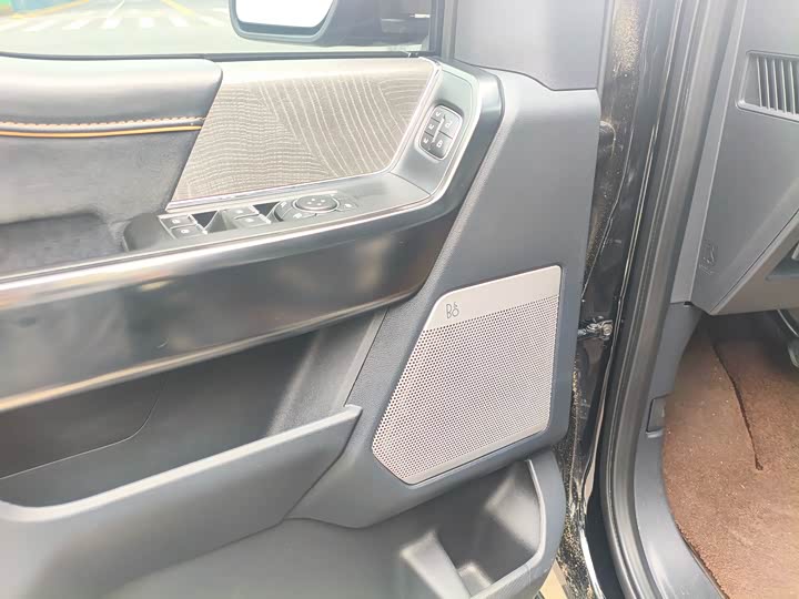 Фото 8 - Ford F-150 Raptor