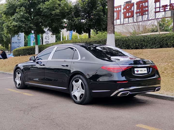 Фото 4 - Mercedes-Benz Maybach S-Class