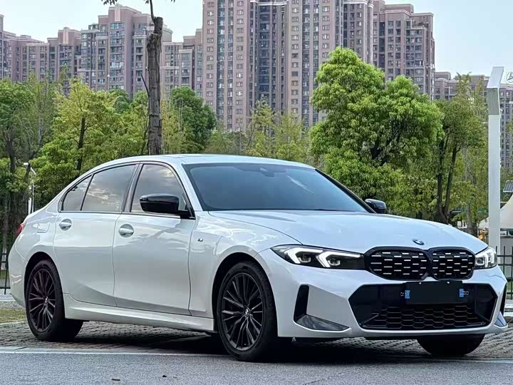 Фото 3 - BMW 3 Series