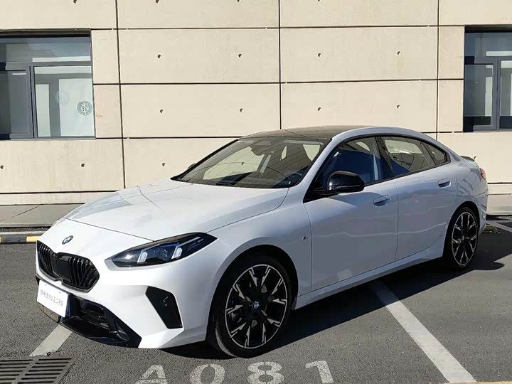 Фото 1 - BMW 2 Series