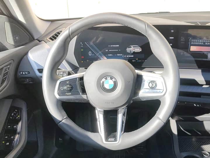 Фото 9 - BMW 2 Series