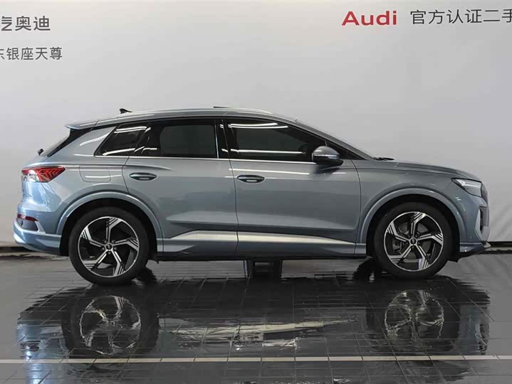 Фото 4 - Audi Q4 e-tron