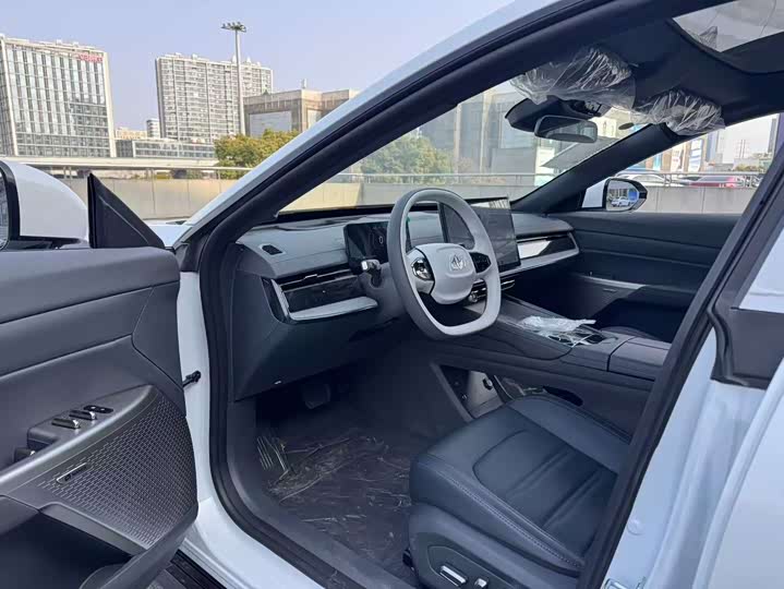 Фото 4 - Dongfeng Yipai eπ 007