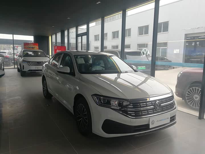 Фото 2 - Volkswagen Sagitar L