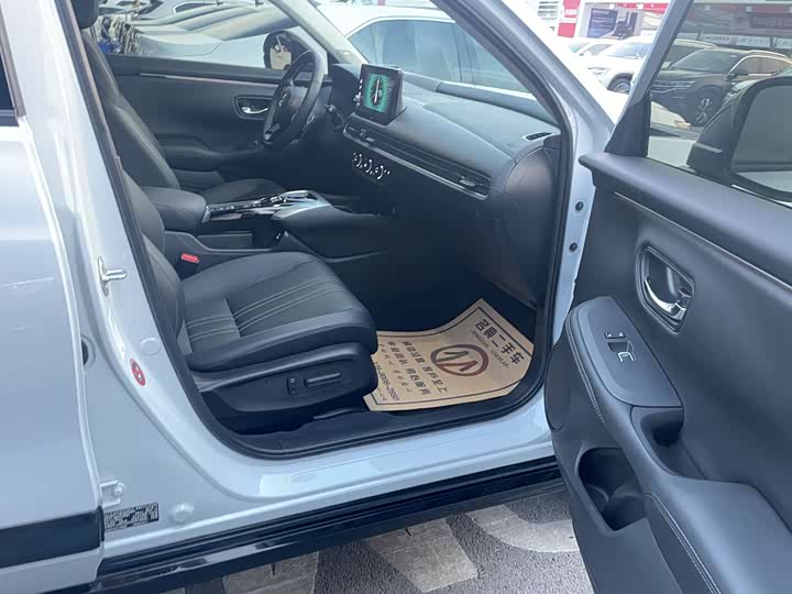 Фото 5 - Honda HR-V