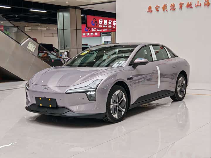 Фото 1 - XPeng Mona M03