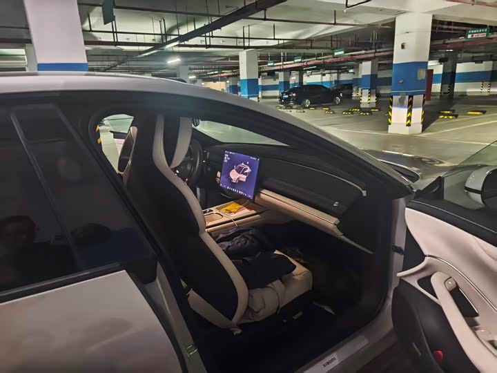 Фото 4 - Xiaomi SU7