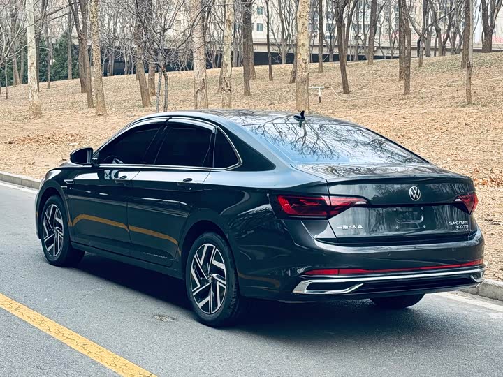 Фото 5 - Volkswagen Sagitar L