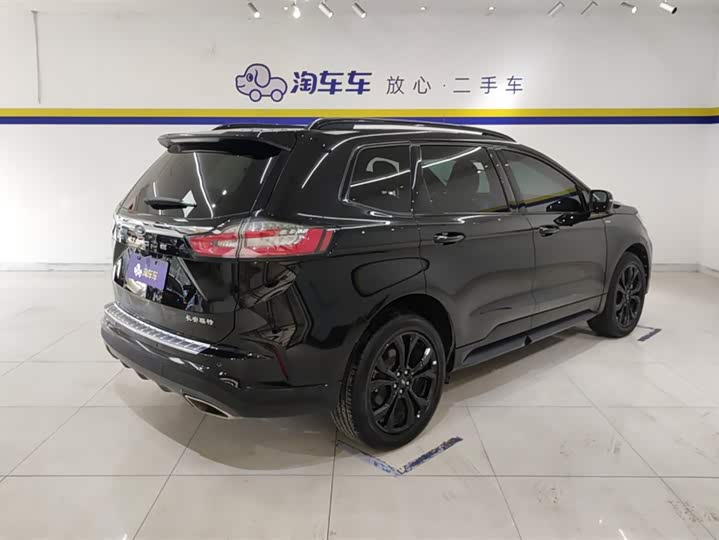 Фото 3 - Ford Edge