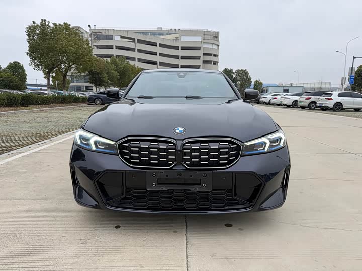 Photo 2 - BMW 3 Series