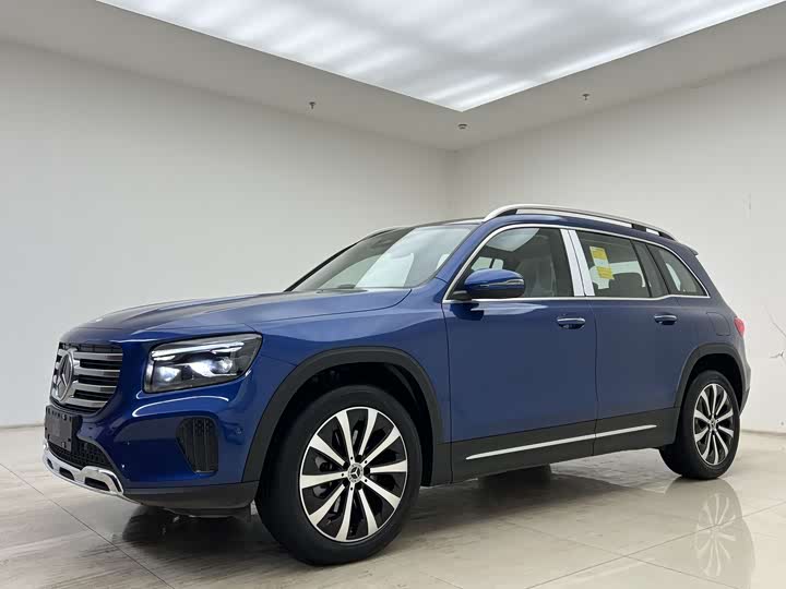 Фото 1 - Mercedes-Benz GLB-Class