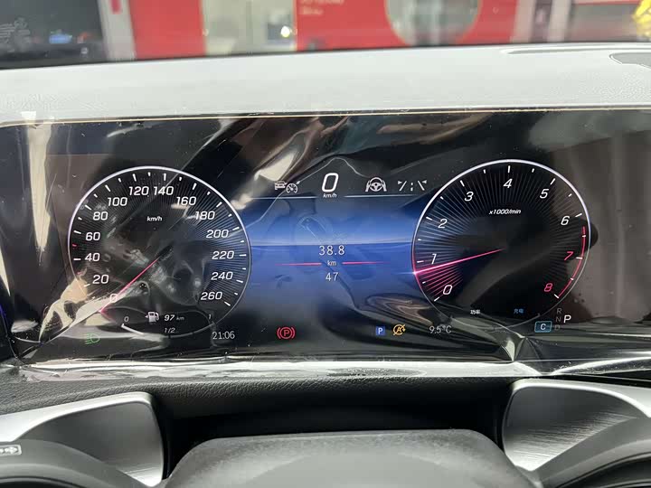 Фото 4 - Mercedes-Benz GLB-Class