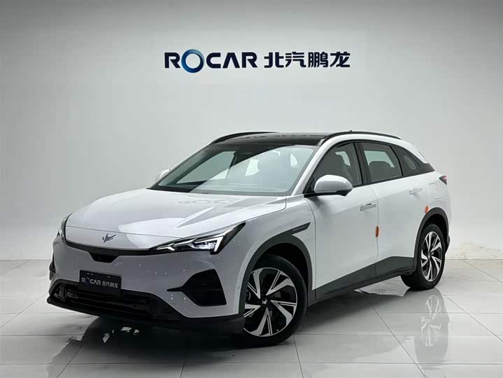 Фото 1 - BAIC Arcfox Alpha T5