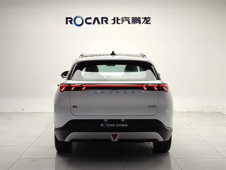 Фото 2 - BAIC Arcfox Alpha T5