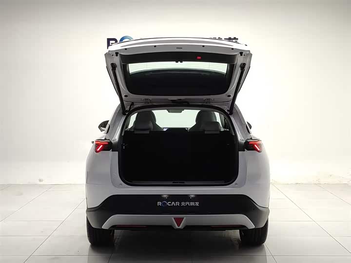 Фото 3 - BAIC Arcfox Alpha T5