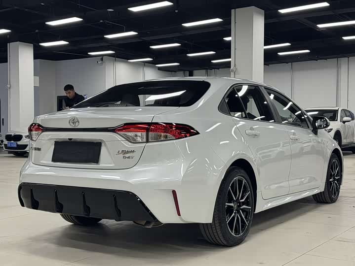 Фото 6 - Toyota Levin