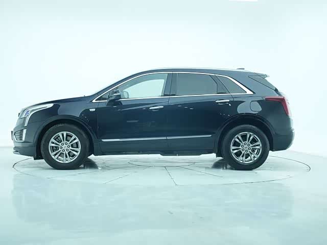 Фото 4 - Cadillac XT5